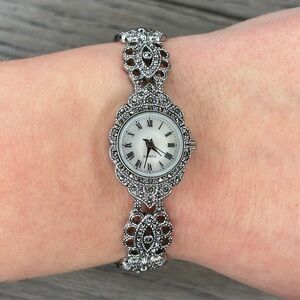 Vintage Marcasite Style Ladies Bracelet Watch Silver Tone Quartz